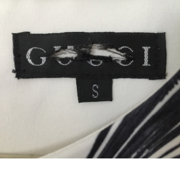 Color blocked Engineered Statement Print Dress - Picture 3 of 3